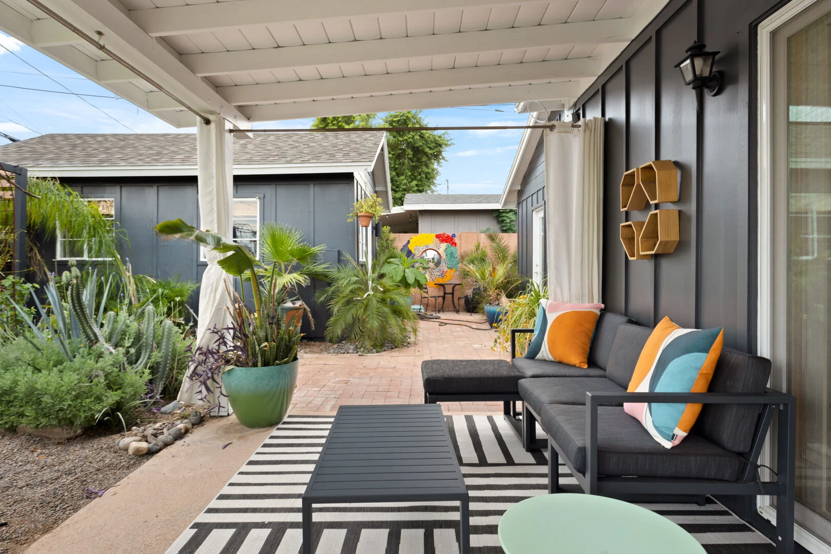 Acacia House - Image 31